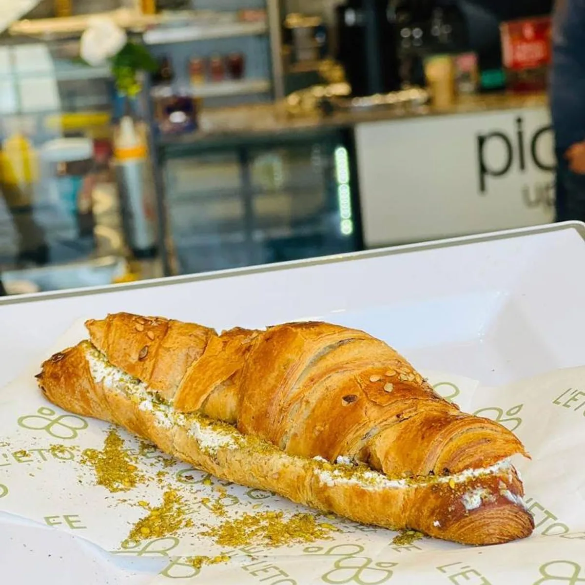 بريوش